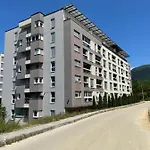City Valley Apartment